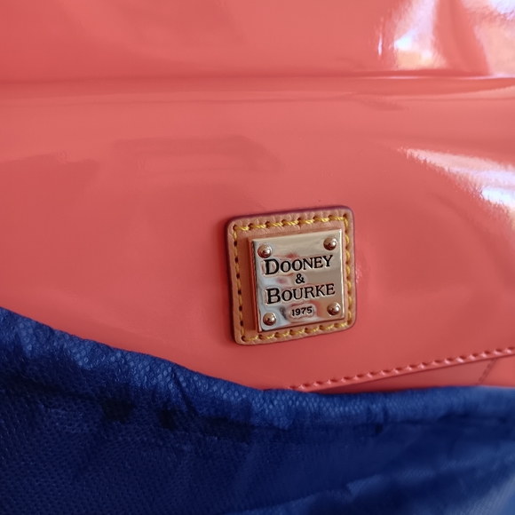 NWT Dooney & Bourke Shoulder Bag - Picture 6 of 17